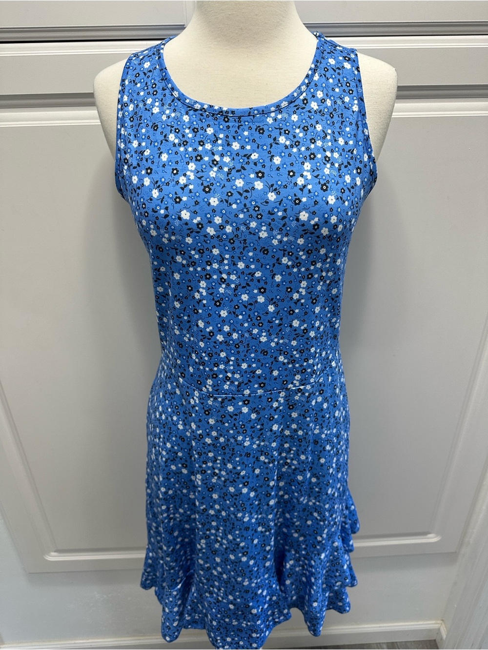 Sleeveless Blue Floral Midi Dress with Ruffle Hem - Picture 5 of 12